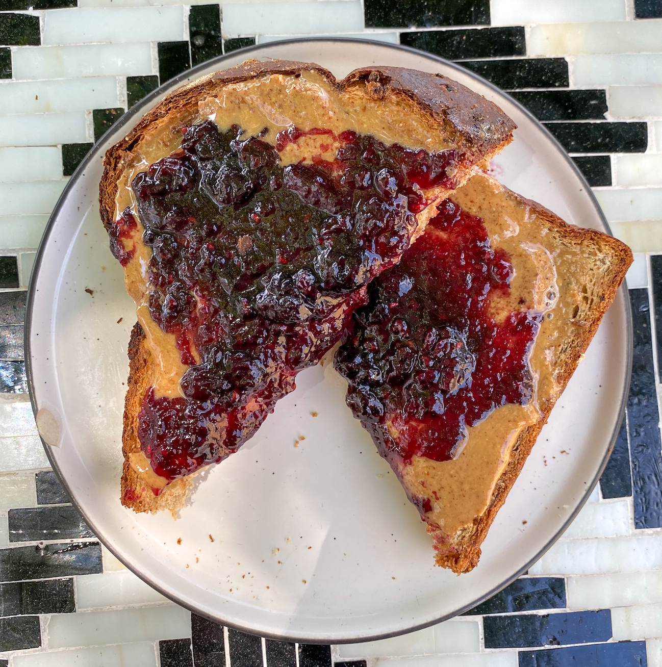 AB&J Toast (vegan)